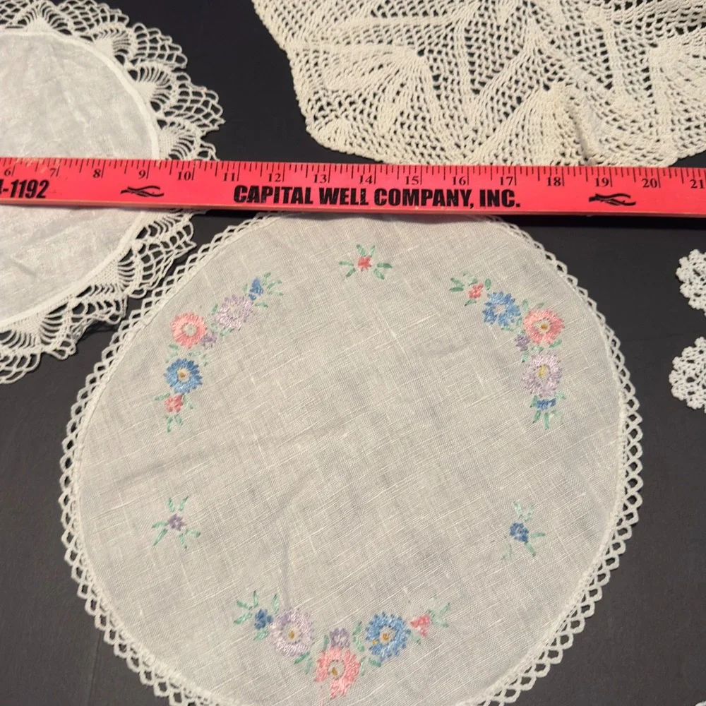 Vtg Doilies White Crochet Floral Embroidered Mixed 7pc Mixed Sizes Cottagecore